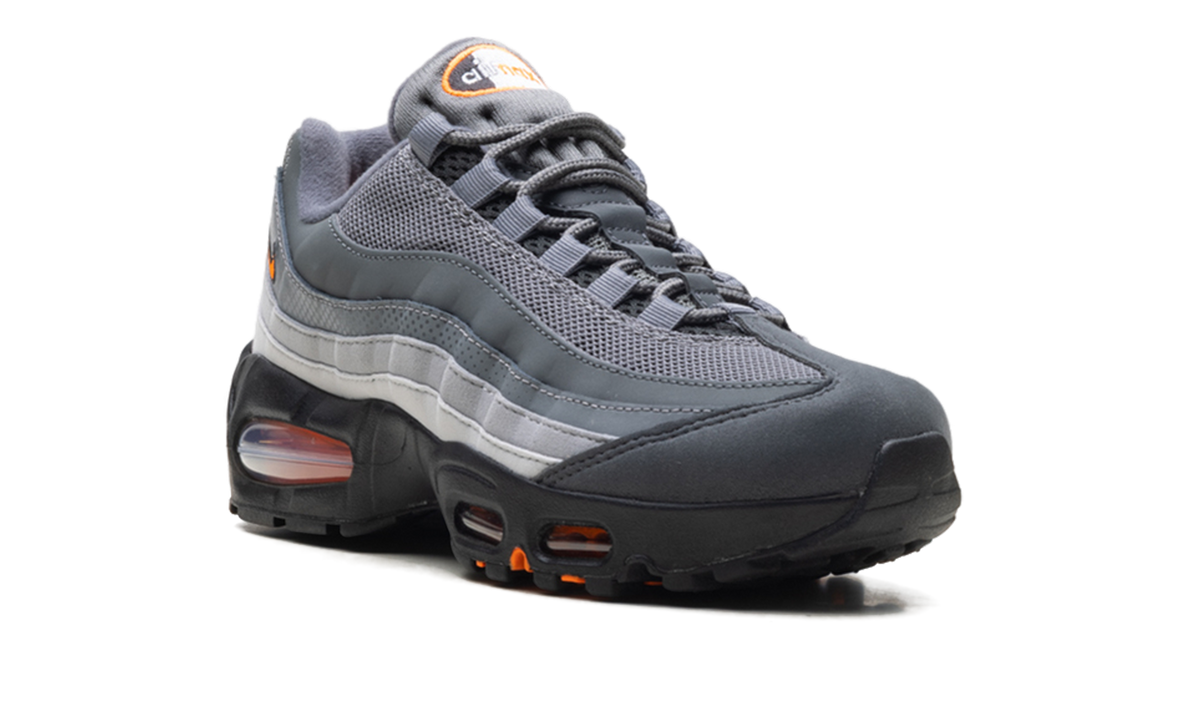 "Big Bubble Black Total Orange" Air Max 95 IV5767 002 - product image from the listing.