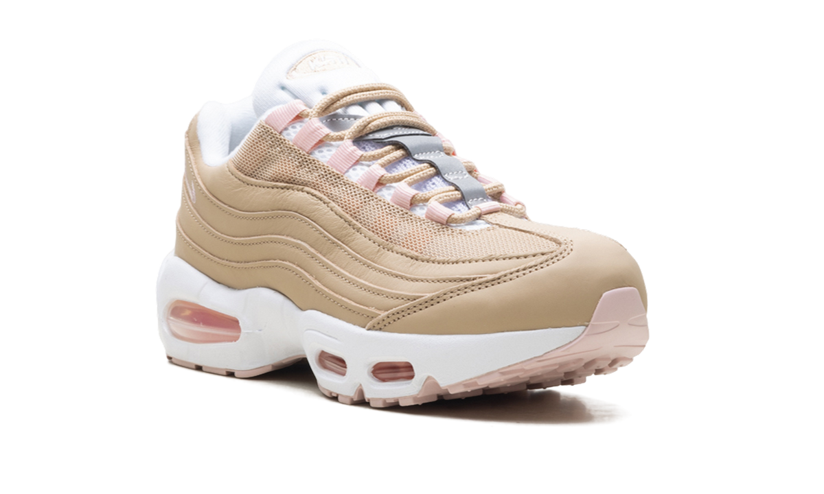 "Kith - Linen" Air Max 95 GS IM6039 201 - product image from the listing.