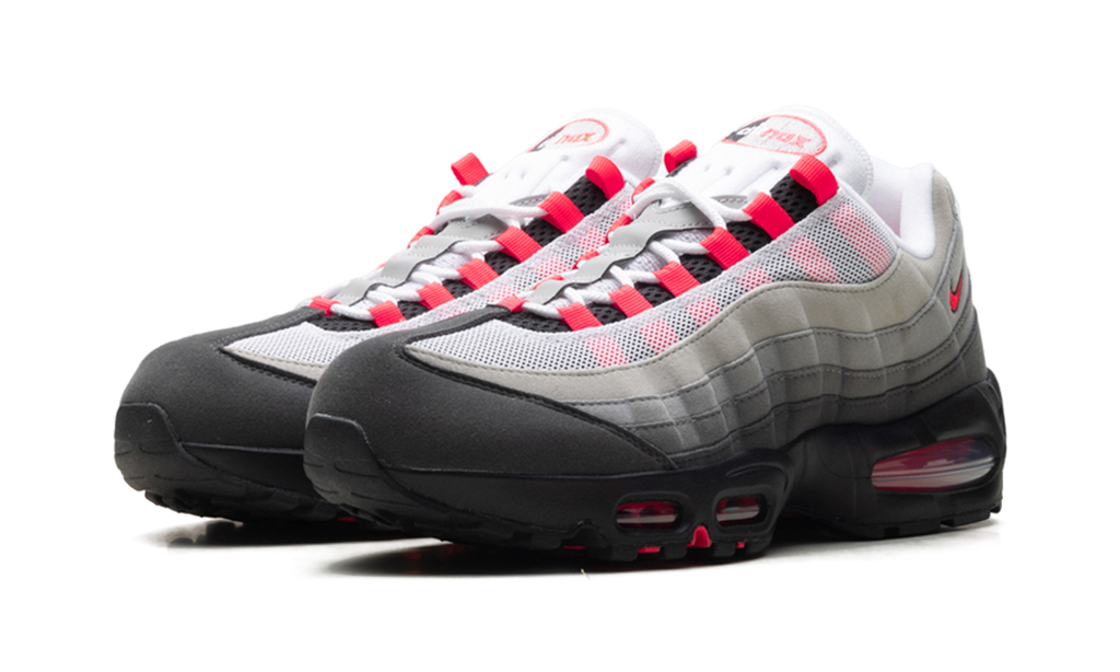 "Big Bubble Solar Red 2.0 (2025)" Air Max 95 IM7410 001 - product image from the listing.