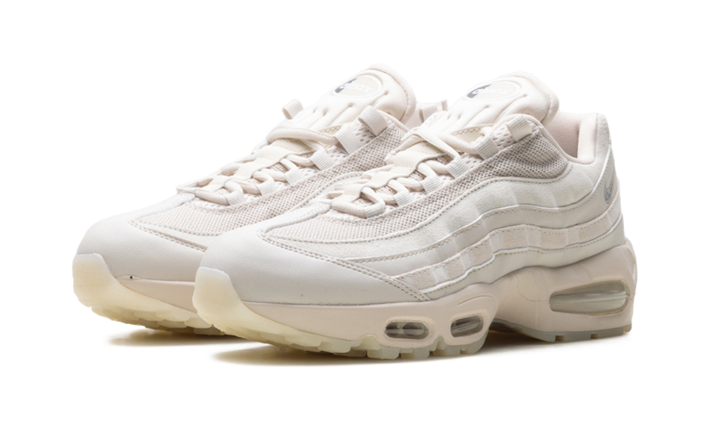 Women's Air Max 95 "Soft Pearl" IB6396 101 - product image from the listing.