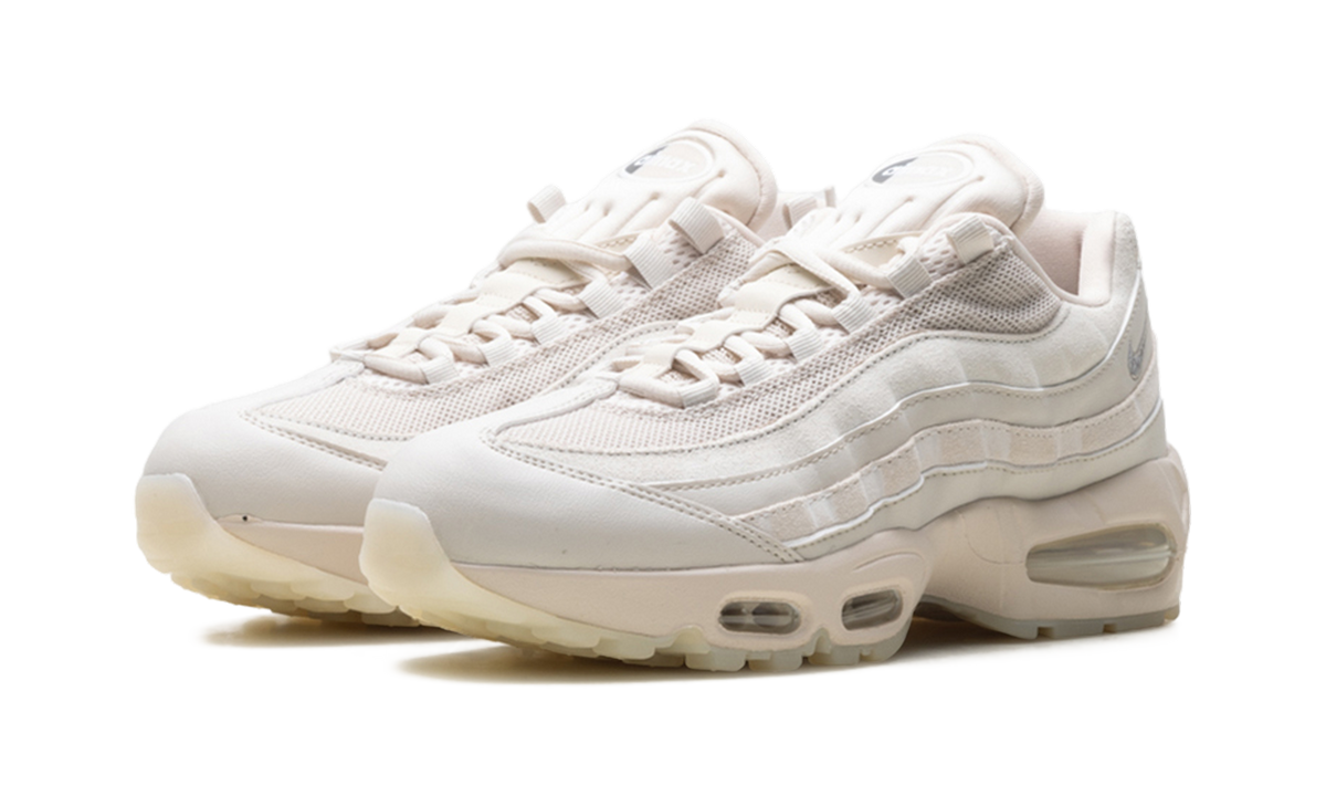 Women's Air Max 95 "Soft Pearl" IB6396 101 - product image from the listing.