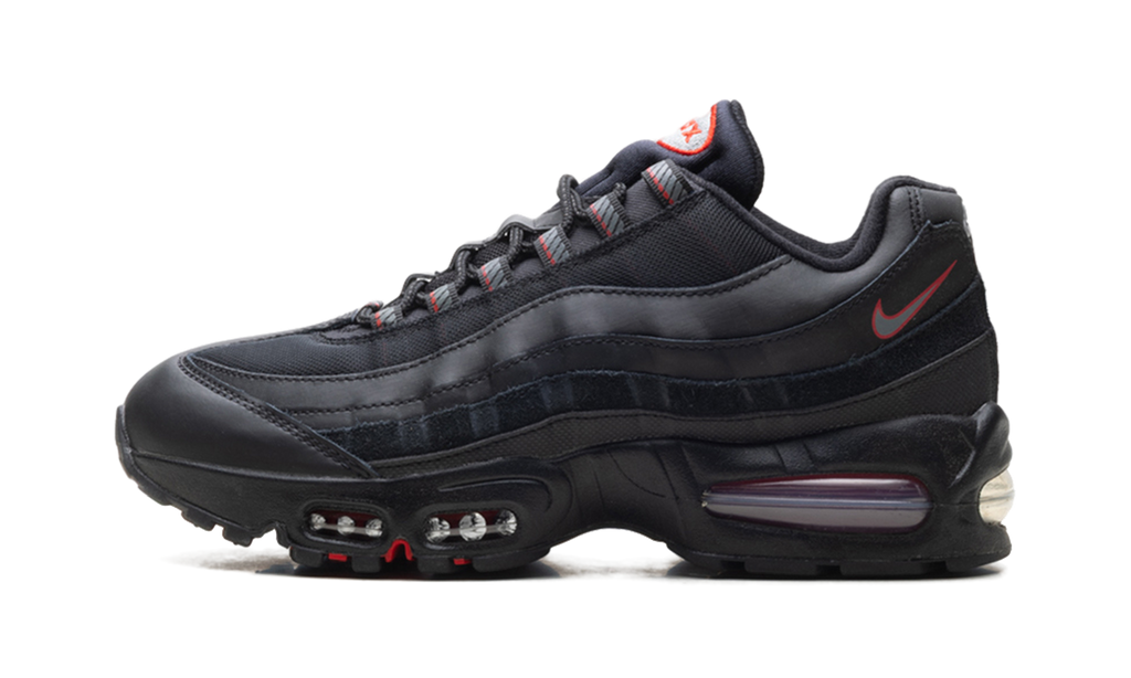 "Black University Red" Air Max 95 IH1228 003 - product image from the listing.