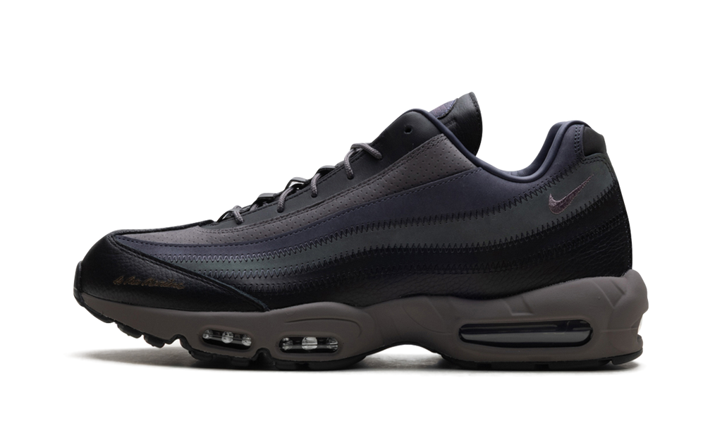 "A Ma Maniére - Hand Wash Cold" Air Max 95 FZ8743 201 - product image from the listing.