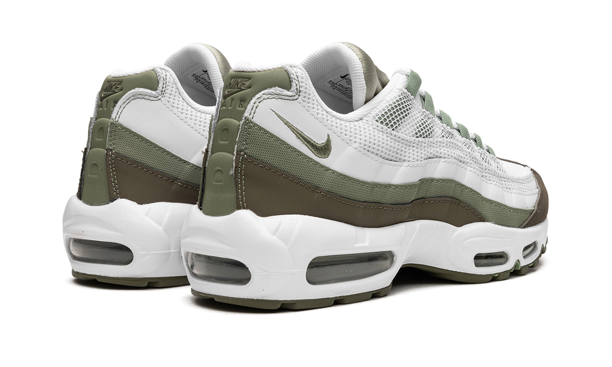 "Oil Green" Air Max 95 FD0780 100 - product image from the listing.