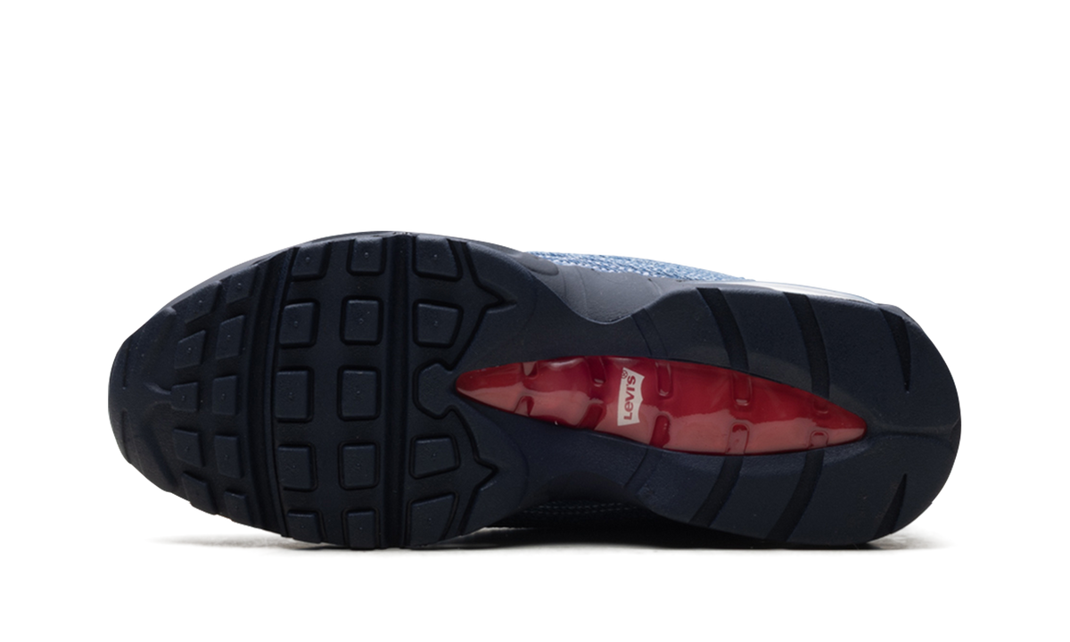 "Levi's Denim- Obsidian" HM4743 400 - Air Max 95 OG - product image from the listing.