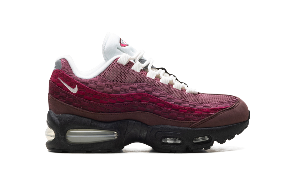 "KITH - El Dorado" Air Max 95 GS IM6039 200 - product image from the listing.
