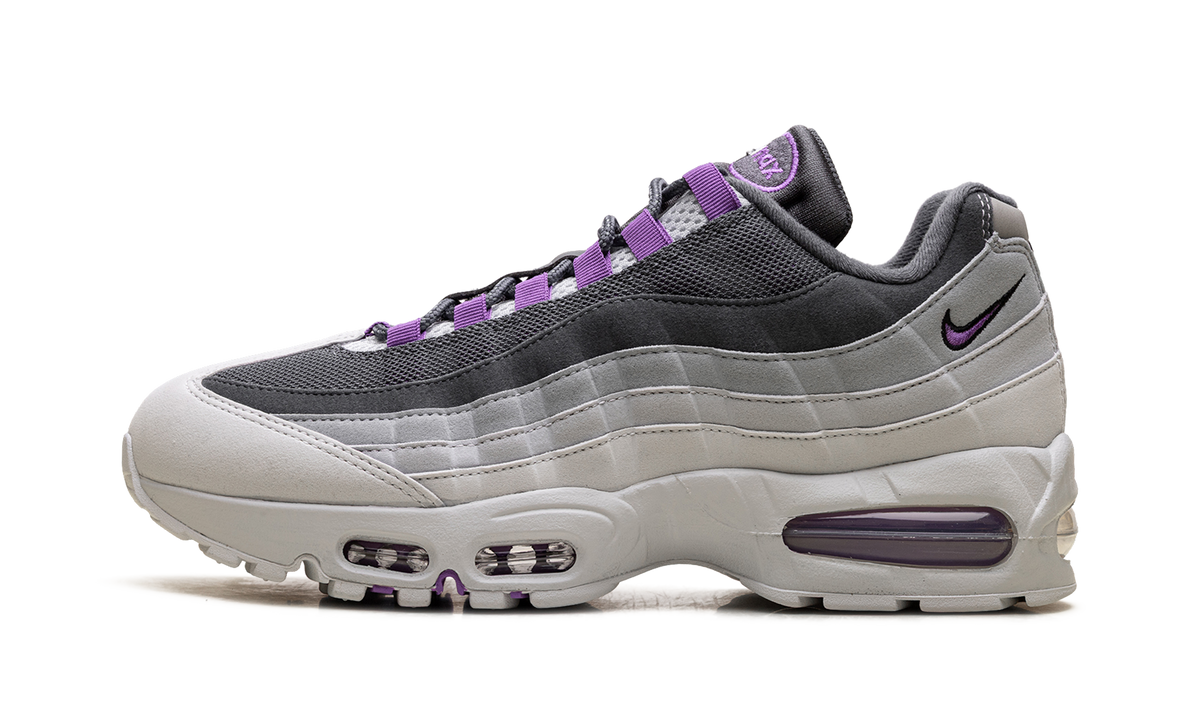 "Big Bubble Photon Dust Bright Violet" Air Max 95 OG HM4740 012 - product image from the listing.