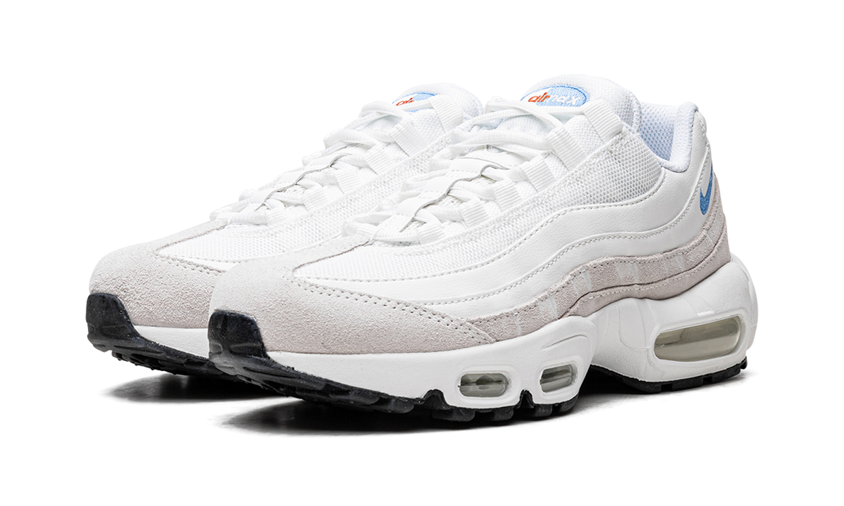 Women's AIR MAX 95 MNS "Summit White University Blue" DJ9981 100 - product image from the listing.