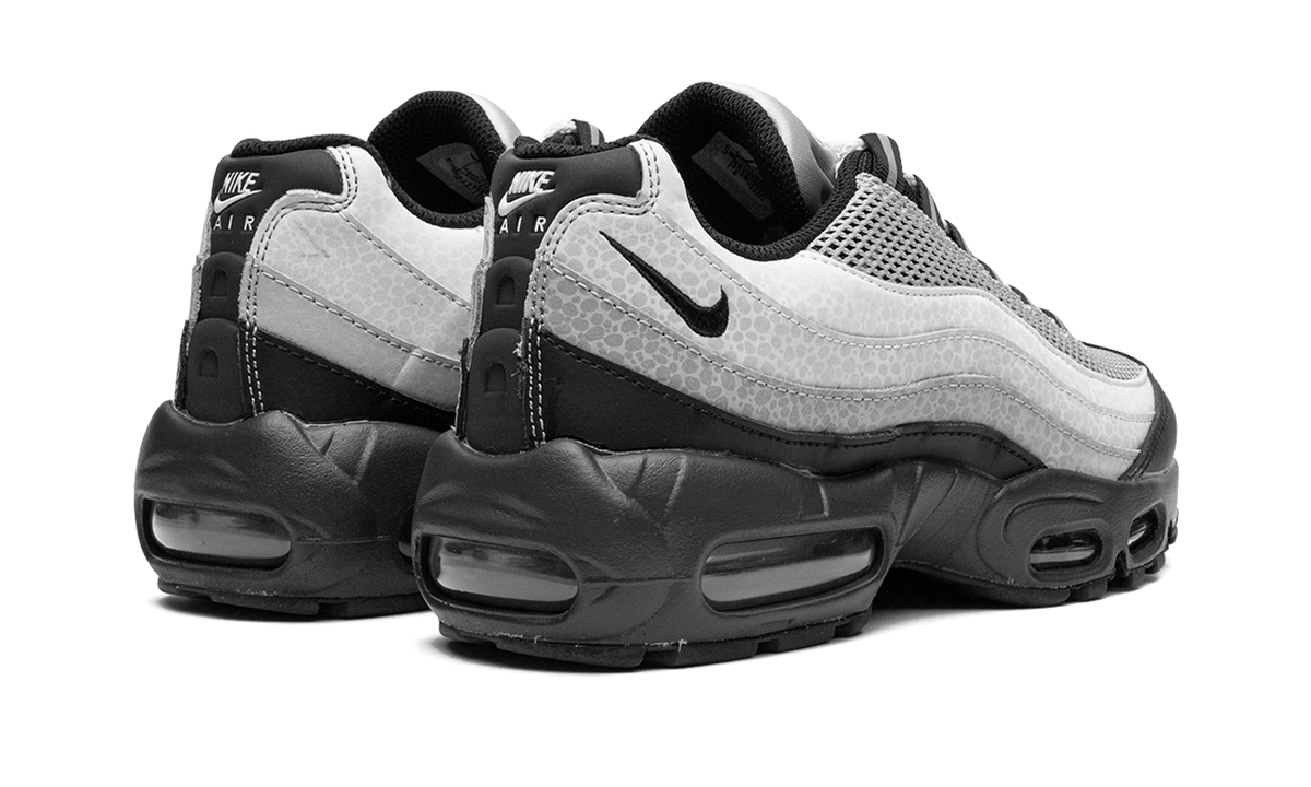 Women's AIR MAX 95 LX "Reflective Safari" DV5581 001 - product image from the listing.