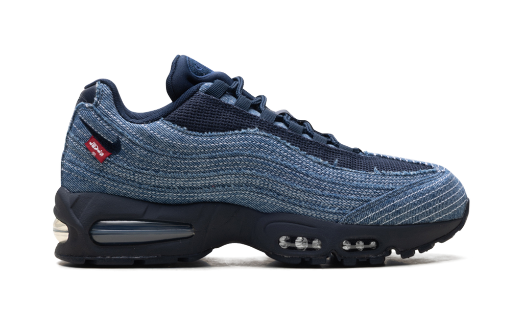 "Levi's Denim- Obsidian" HM4743 400 - Air Max 95 OG - product image from the listing.