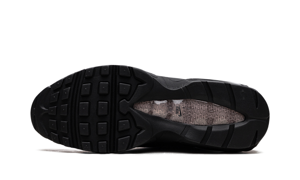 "A Ma Maniére - While You Were Sleeping" AIR MAX 95 FZ8743 200 - product image from the listing.