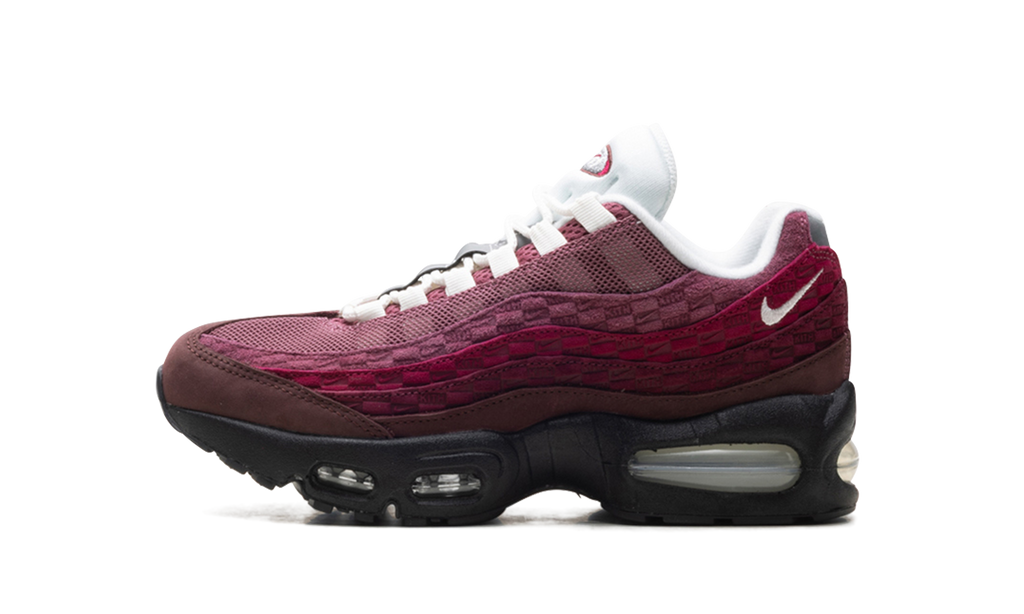 "KITH - El Dorado" Air Max 95 GS IM6039 200 - product image from the listing.
