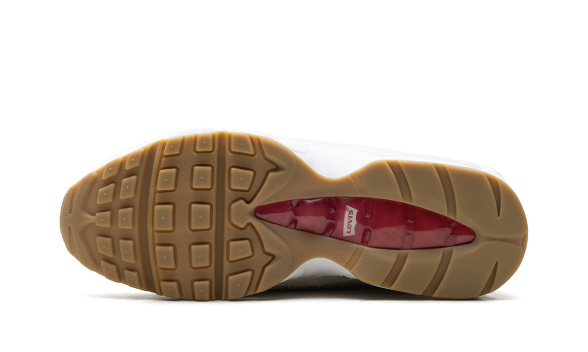 Light Orewood Brown" HM4743 100 - Air Max 95 OG "Levi's Denim - product image from the listing.