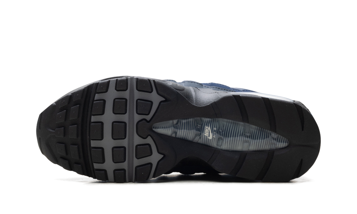 "Big Bubble Obsidian" Air Max 95 IM5987 451 - product image from the listing.