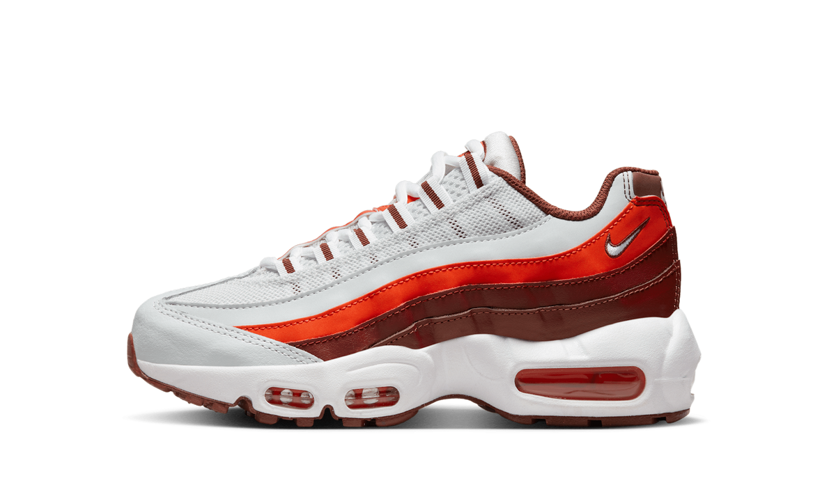 "Recraft Photon Dust Picante Red" Air Max 95 GS CJ3906 017 - product image from the listing.