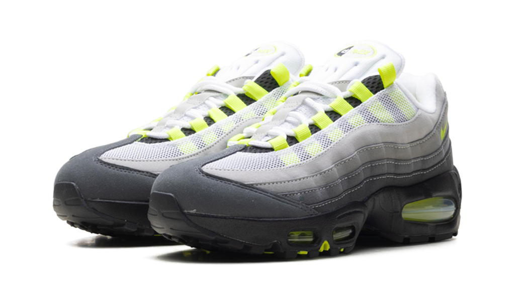 Women's Nike Air Max 95 "Neon (2026)" IO9926 001 - product image from the listing.