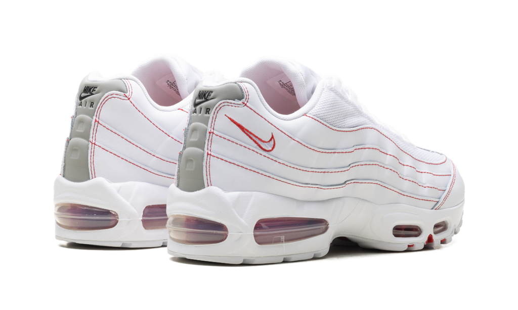 "Big Bubble White University Red" Air Max 95 OG IB7936 100 - product image from the listing.