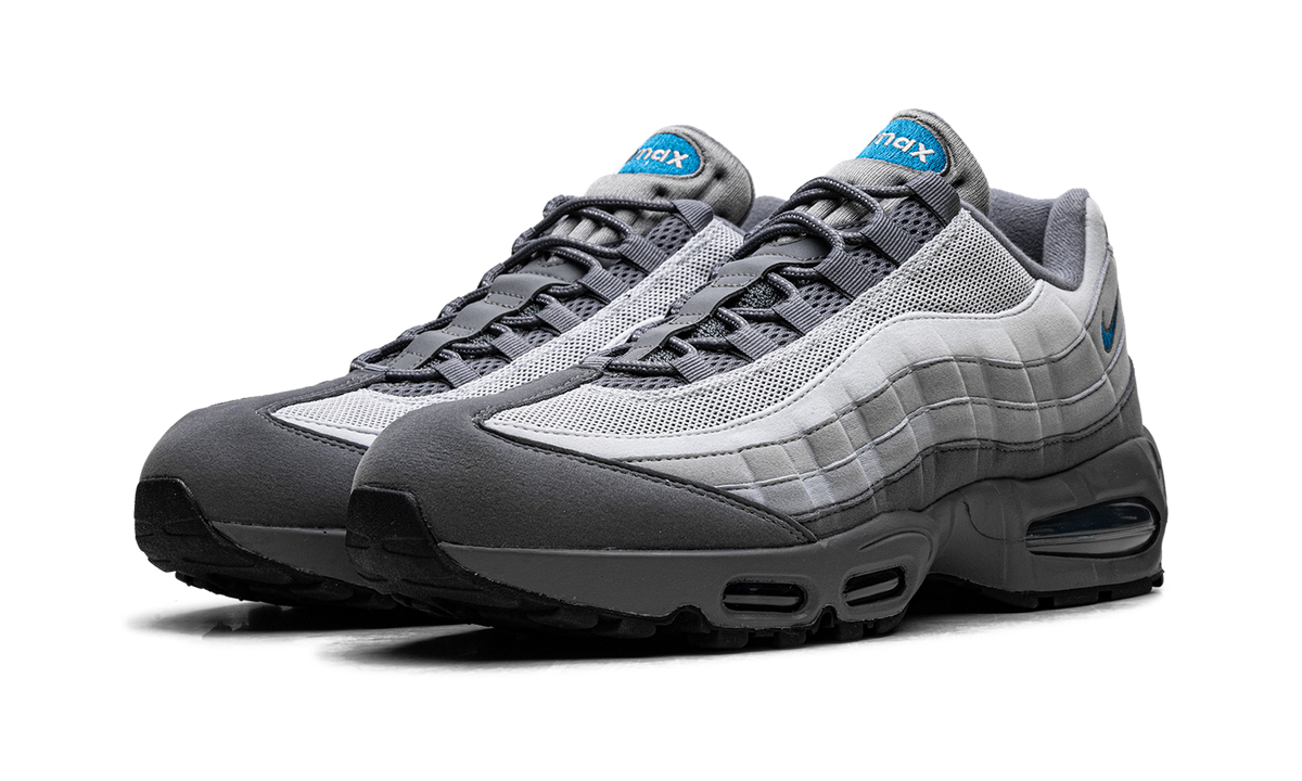 "Big Bubble Smoke Grey Green Abyss" Air Max 95 OG IH4457 003 - product image from the listing.