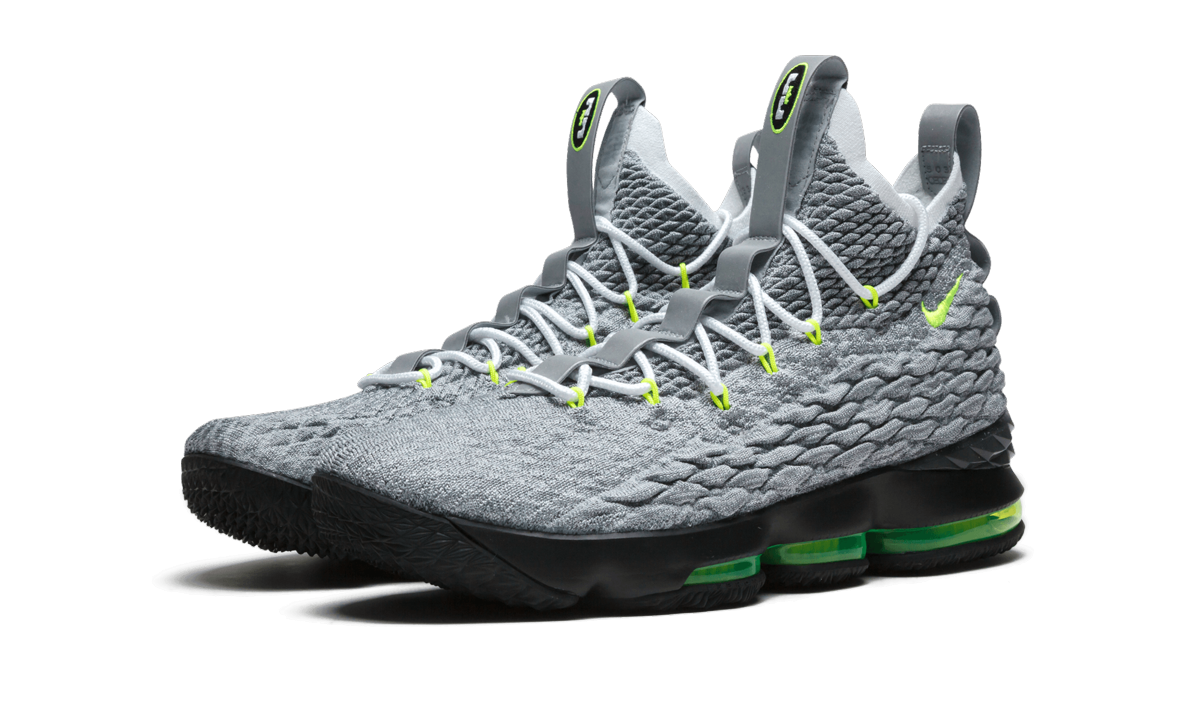 "Air Max 95" Lebron 15 KSA AR4831 001 - product image from the listing.