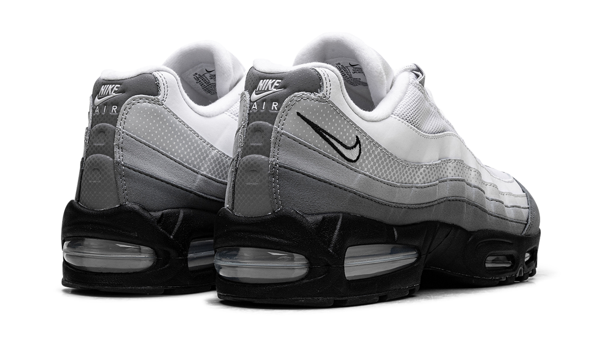 "Big Bubble Pure Platinum Wolf Grey" Air Max 95 IV5767 003 - product image from the listing.
