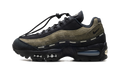 "Undefeated - Geo La Brea Medium Olive" Air Max 95 SP IB4523 200 - product image from the listing.