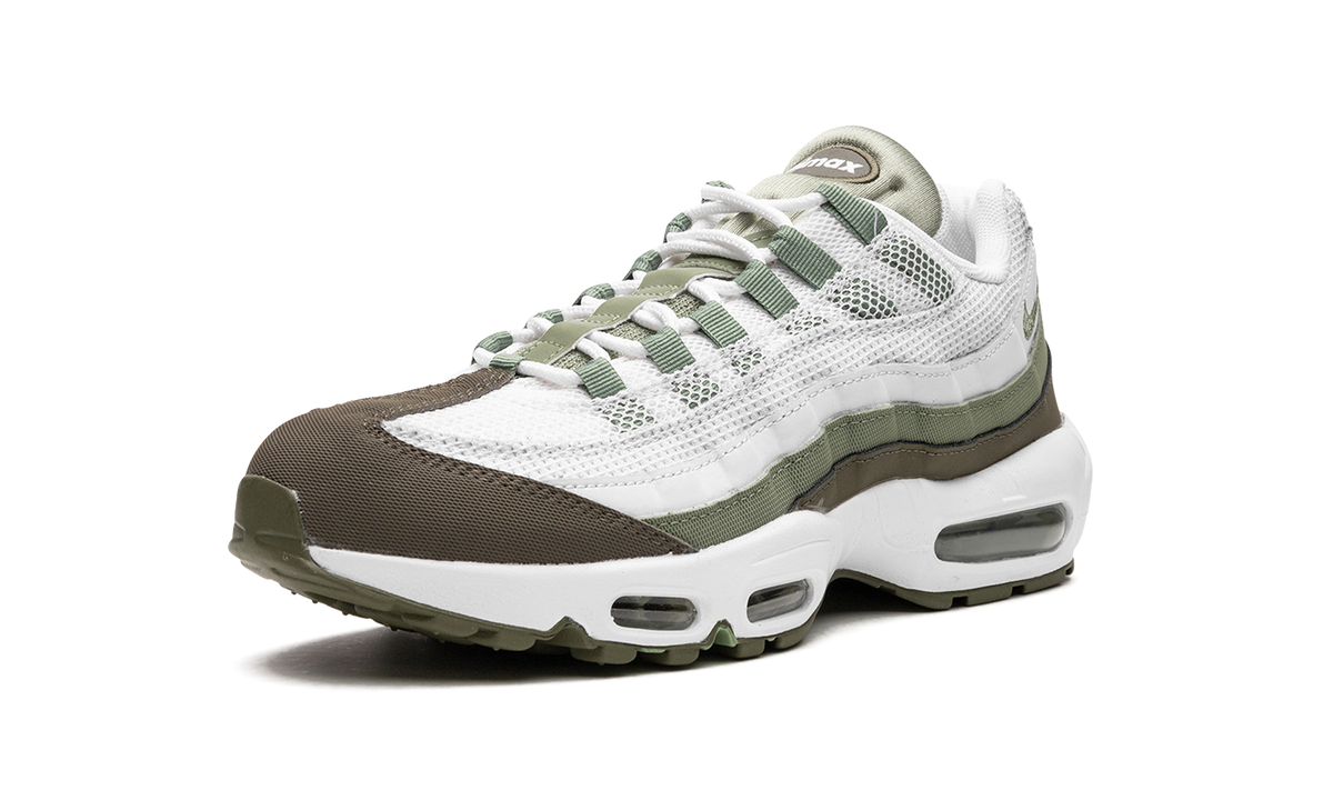 "Oil Green" Air Max 95 FD0780 100 - product image from the listing.