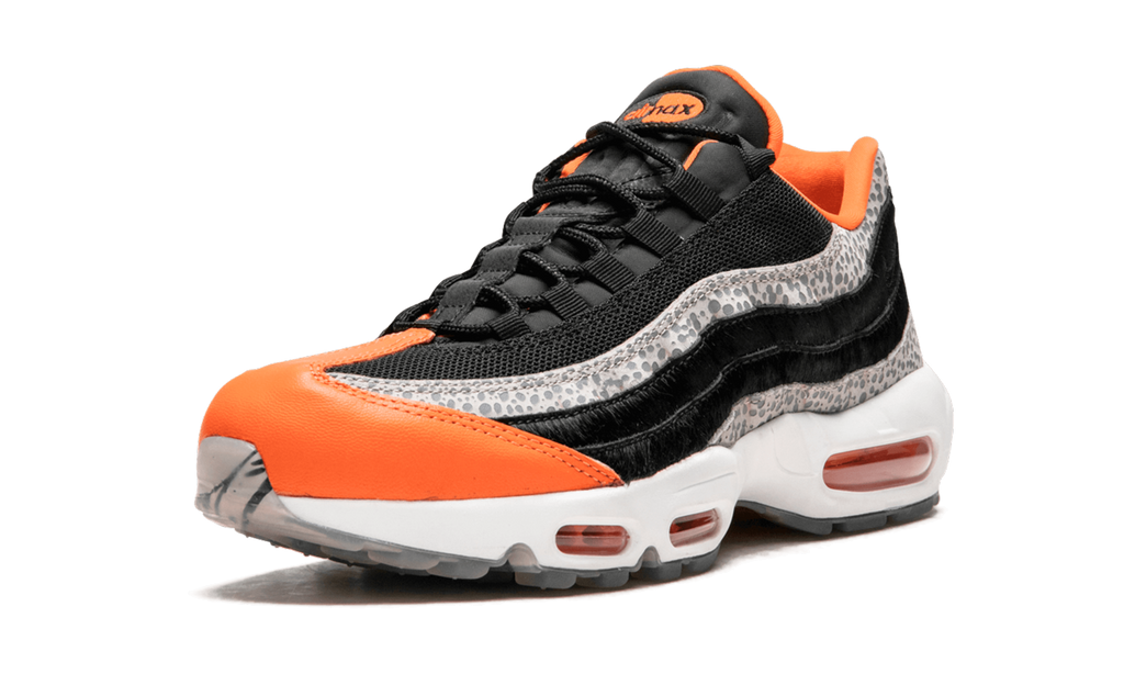 "Keep Rippin Stop Slippin" Air Max 95 AV7014 002 - product image from the listing.