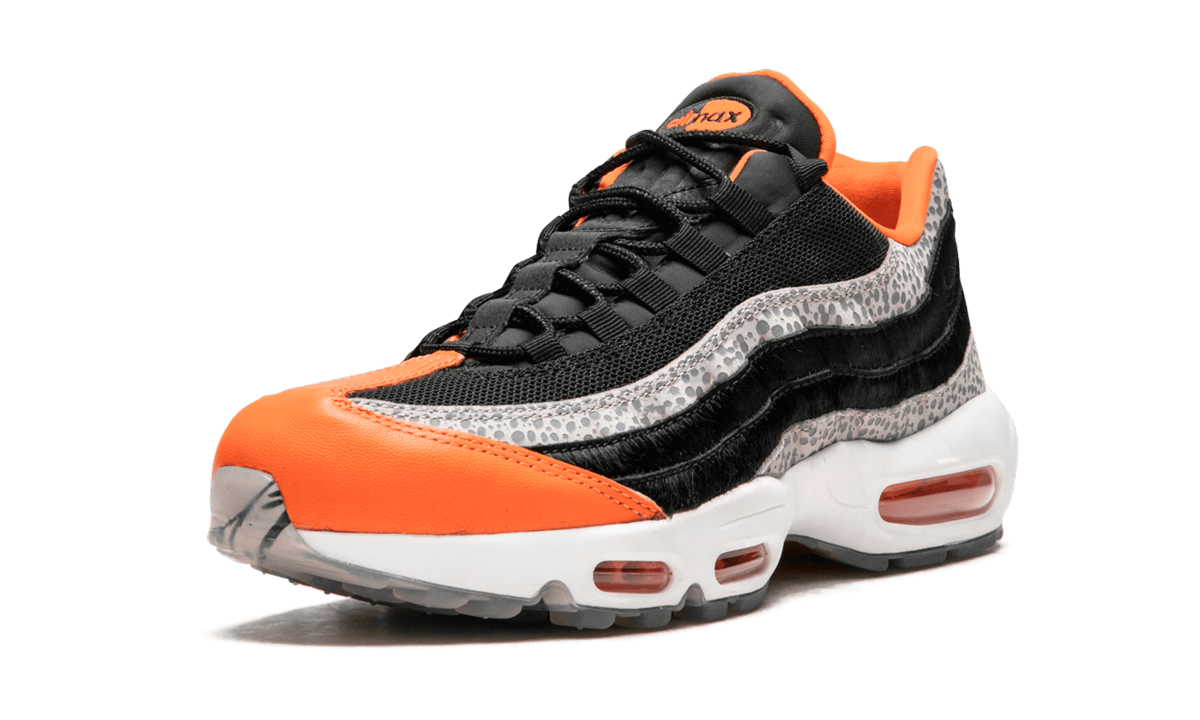 "Keep Rippin Stop Slippin" Air Max 95 AV7014 002 - product image from the listing.