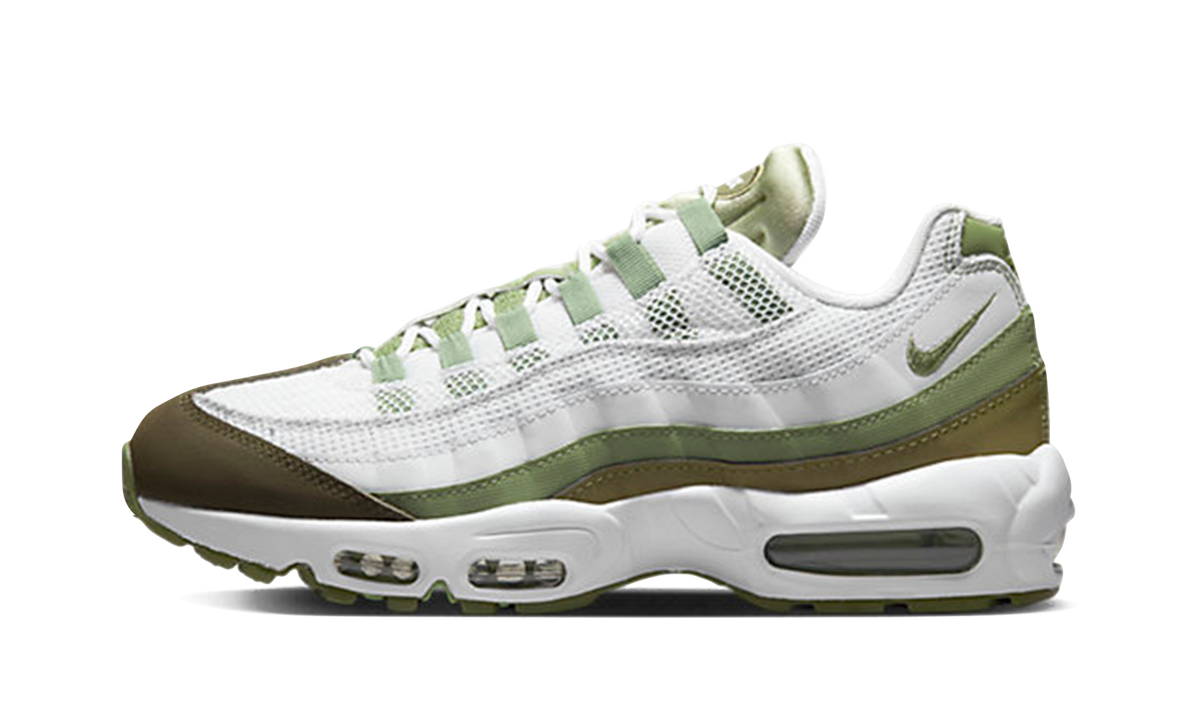 "Oil Green" Air Max 95 FD0780 100 - product image from the listing.