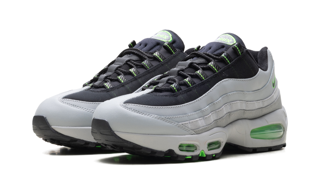 "Racing Pack - Green Strike" Air Max 95 IH1228 002 - product image from the listing.