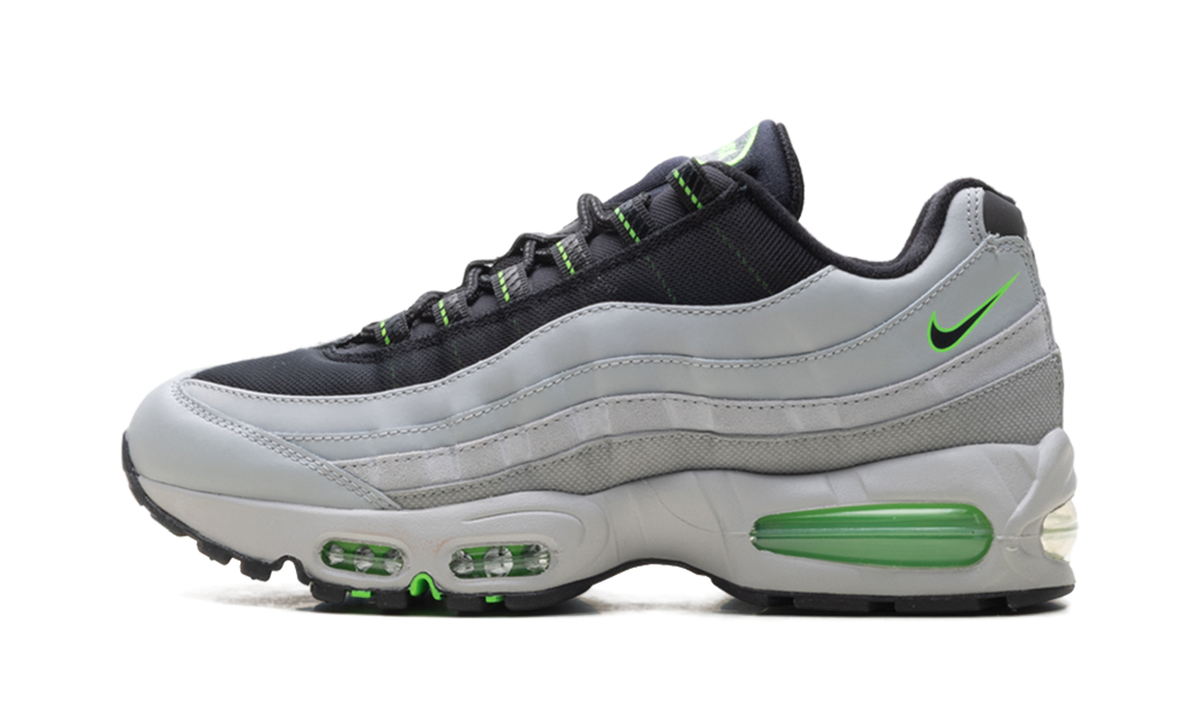 "Racing Pack - Green Strike" Air Max 95 IH1228 002 - product image from the listing.