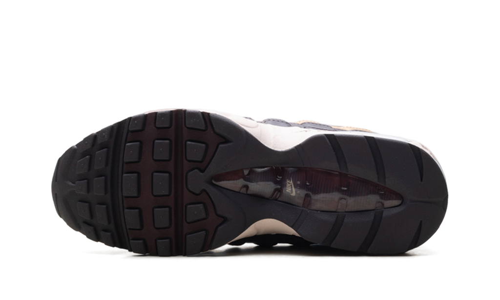 Women's Air Max 95 SE "Big Bubble Burgundy Crush" IB6398 600 - product image from the listing.
