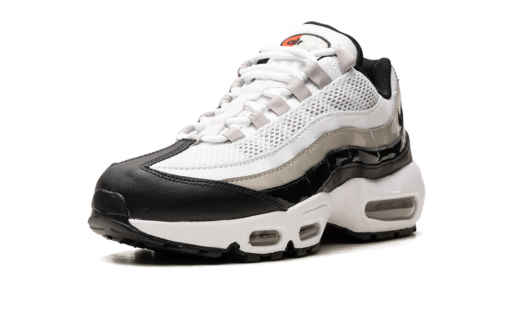 Women's AIR MAX 95 "Light Iron Ore / Black Patent" DR2550 100 - product image from the listing.