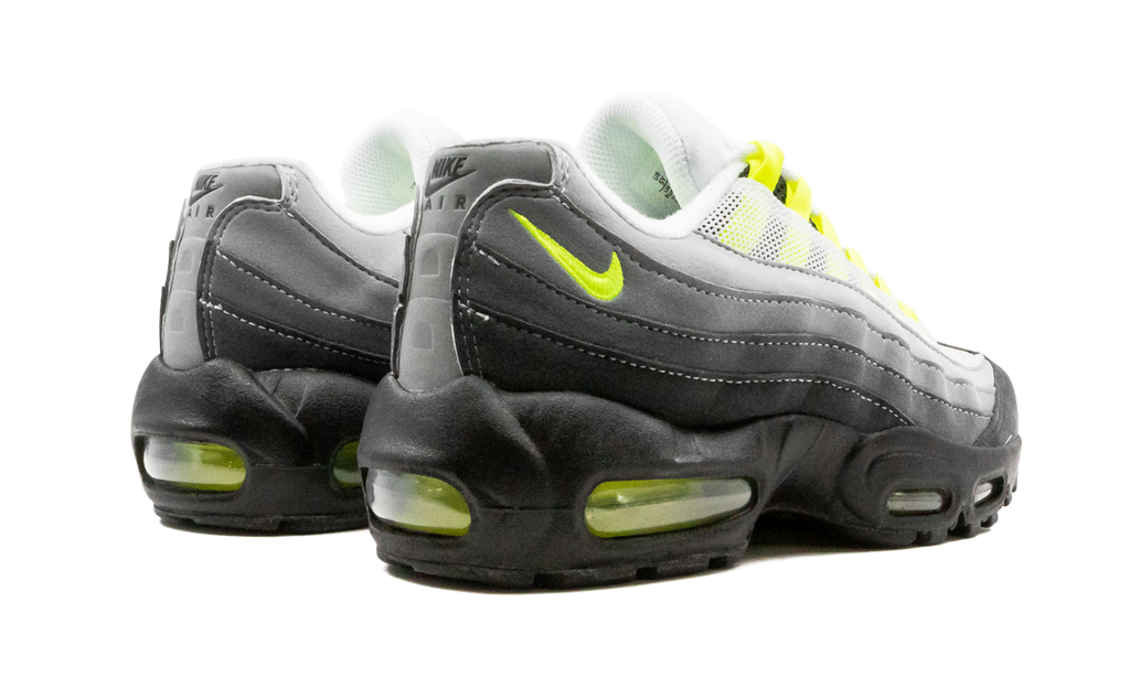 "Neon 2020" Air Max 95 OG GS CZ0910 001 - product image from the listing.